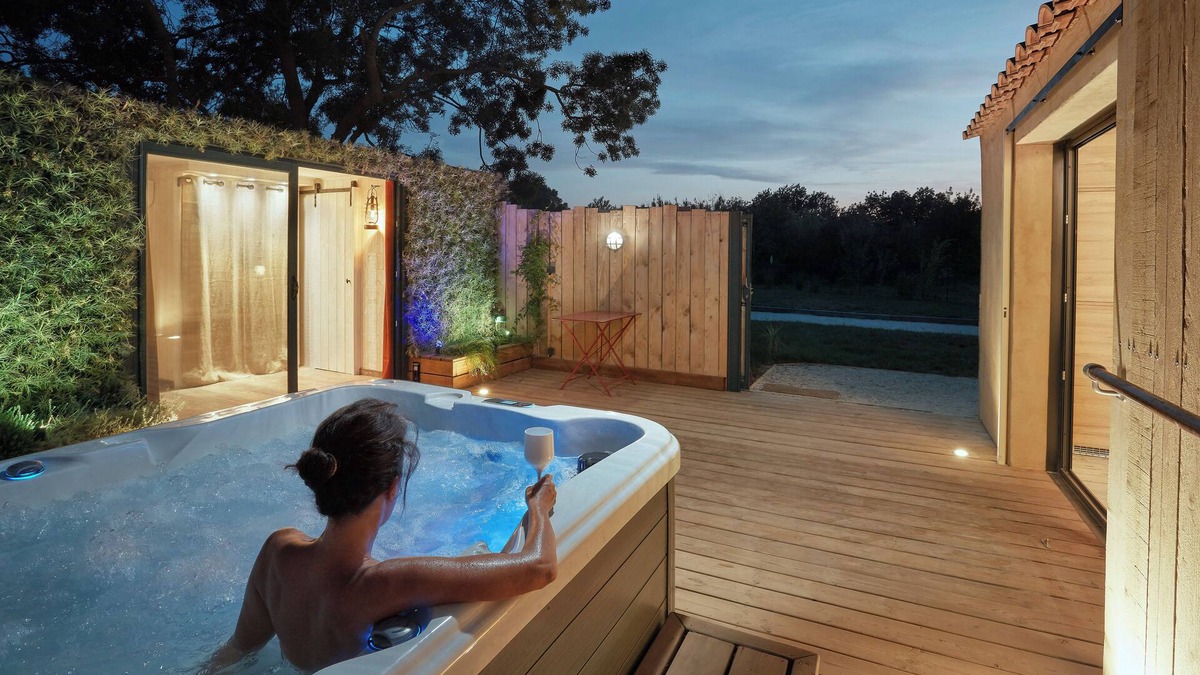 La Garde Ski Chalet | Pine Lodge and Spa