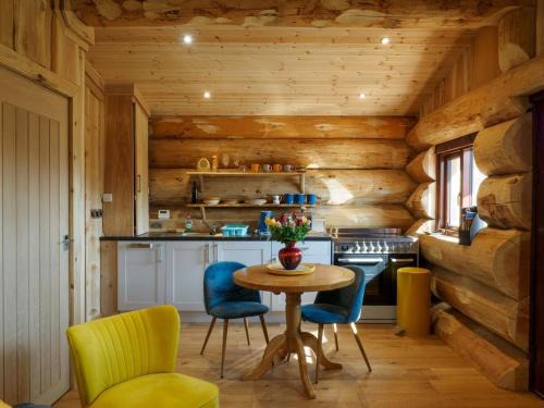 Lochgilphead Bed & Breakfast | Pine Marten