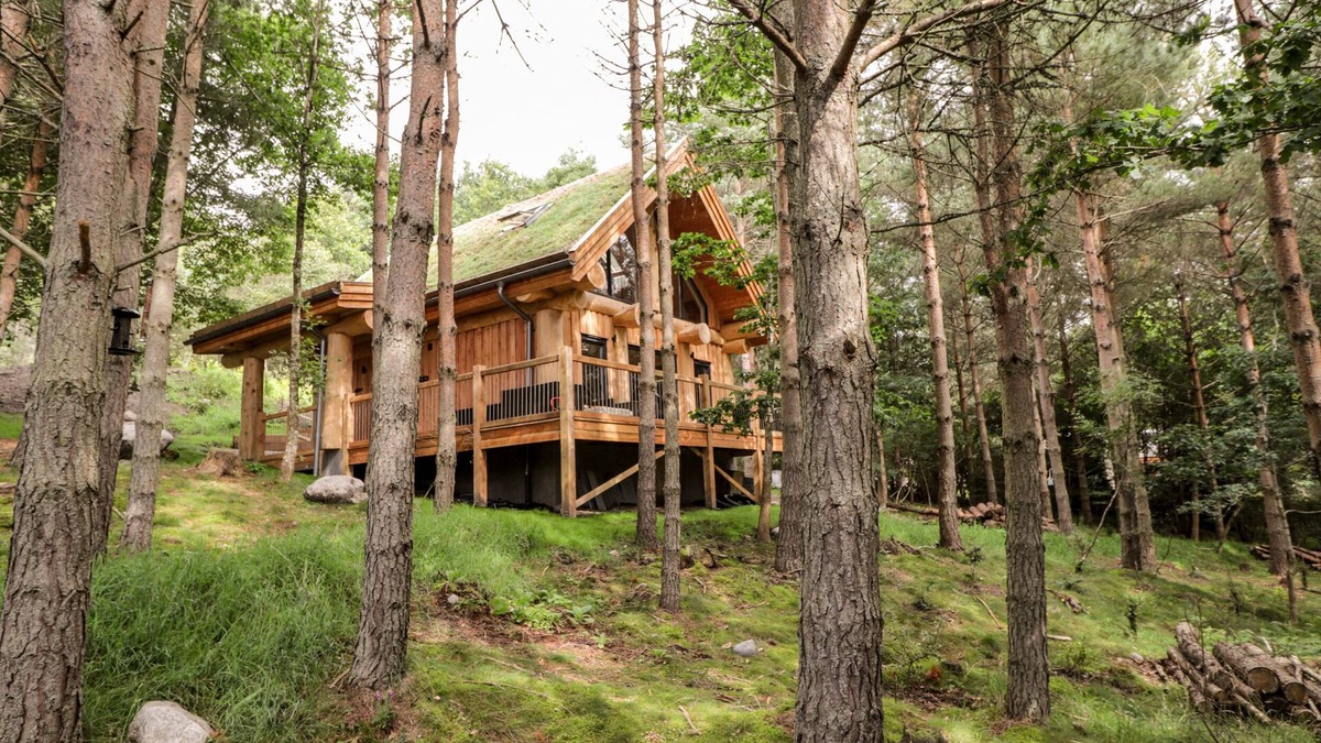 Grantown-on-Spey Cottage | Pine Marten Lodge