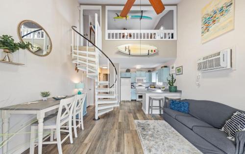 Caine Woods Apartment | Pine Needle