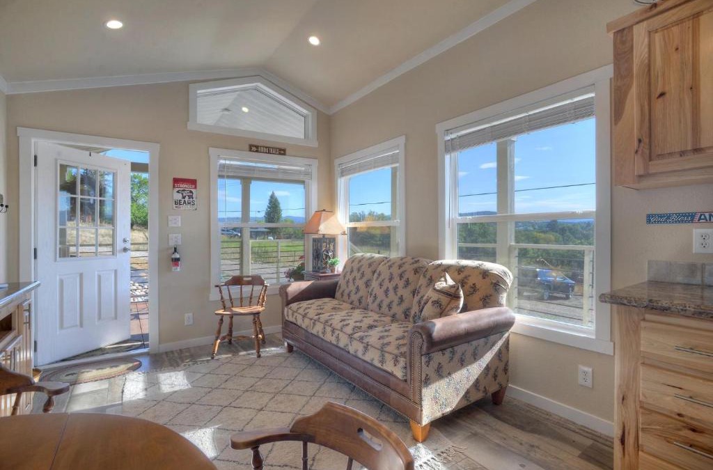 Bayfield House | Pine River Model Cabin 1 BR Bayfield
