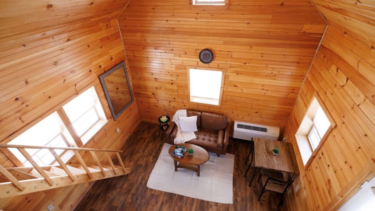 Bethlehem Cabin | Pine Suite: Charming 1BR Log Cabin