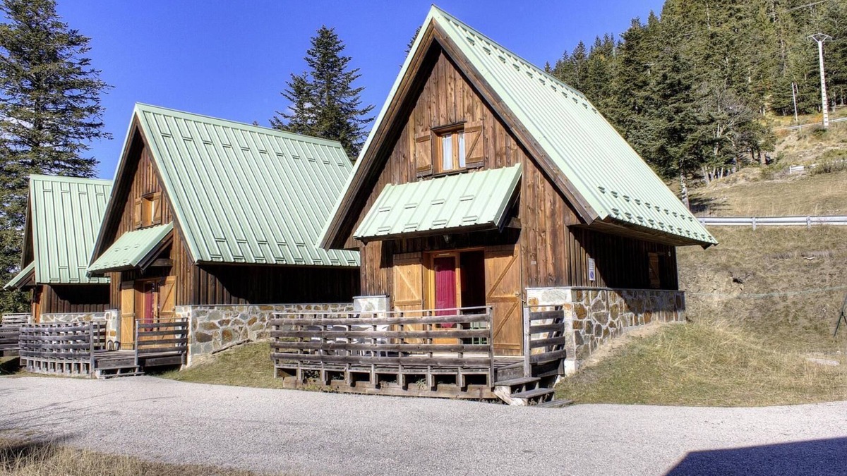 La Bollene-Vesubie House | Pine tree - LA BOLLENE-VESUBIE