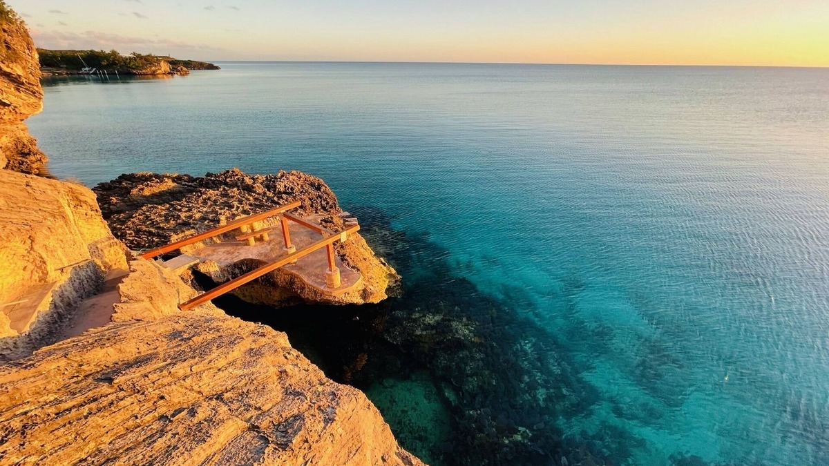 Gregory Town House | Pineapple Hideaway | Oleander Gardens