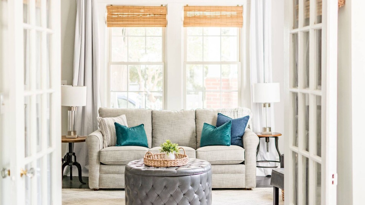 Florence House | Pineapple House: Historic. Southern Charm. Walk Downtown.