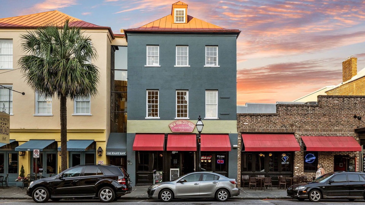 French Quarter House | Pineapple Place | Spacious 4BR Historic District!