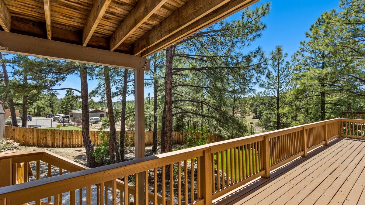 Flagstaff House | Pines & Peaks Retreat with Relaxing Hot Tub Escape