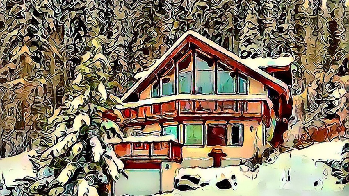 Sunburst Estates Ski Chalet | Pinetree Chalet 4-6bd/ba | LongStay=LowerRate | Stunning View | HotTub | Ski-In