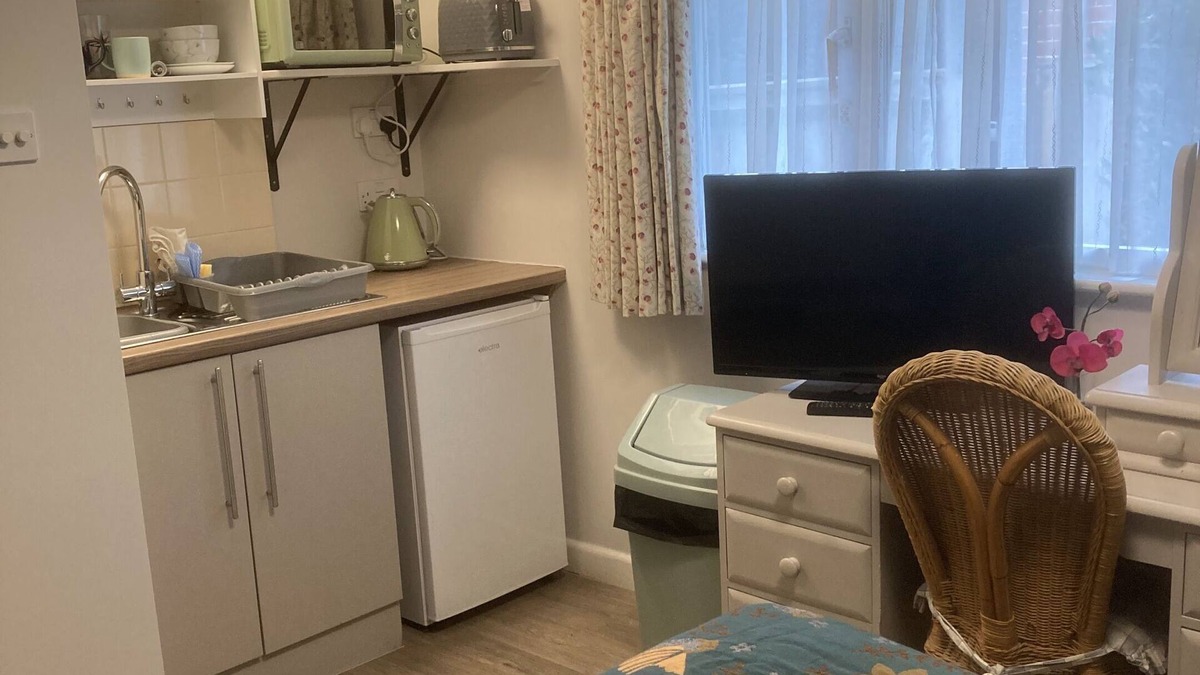 New Forest District Cottage | Pinewood 3 - Comfort Double Room