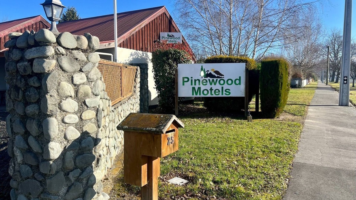Fairlie Apartment | Pinewood Motels