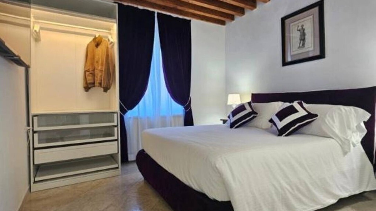 Tivoli Apartment | Pink House - Free Parking Wi-fi free Tivoli