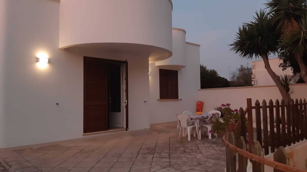 Capilungo House | 'Pink' house