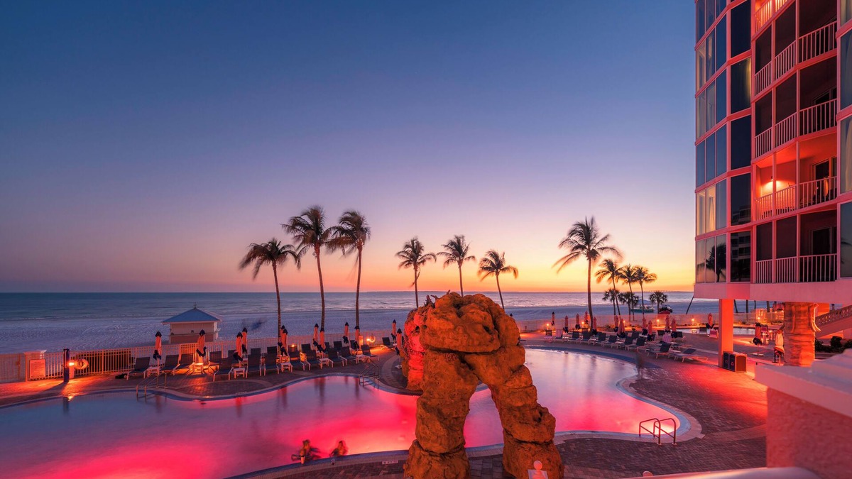 Fort Myers Beach Resort | Pink Shell Beach Resort and Marina