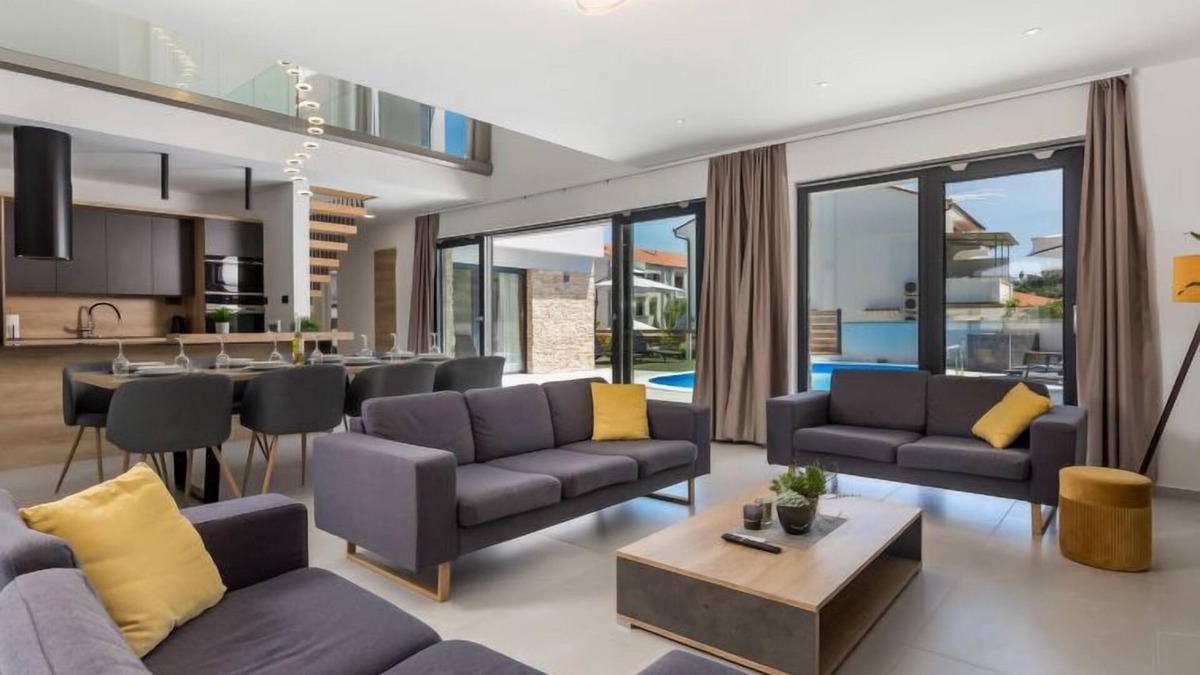 Lopar House | Pinnidae by Interhome