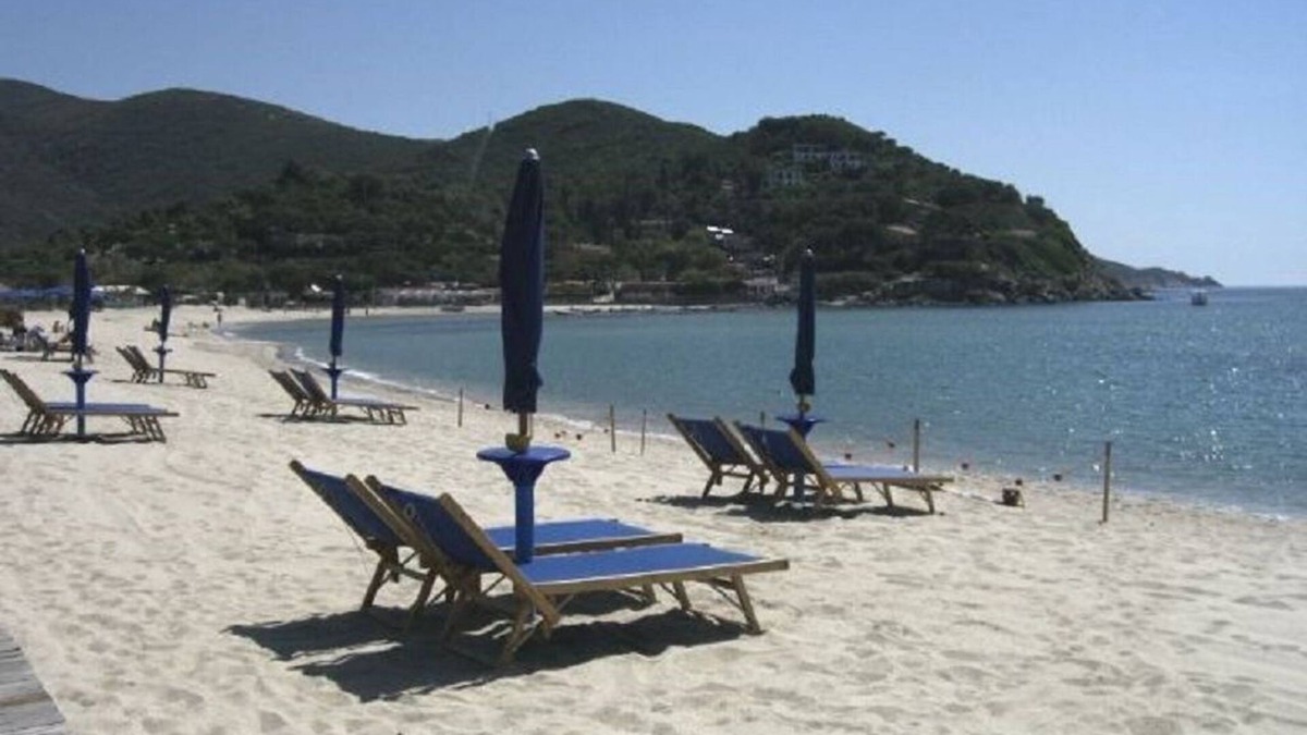 Marina di Campo Apartment | Pino mono - Studio Apartment, Sleeps 4