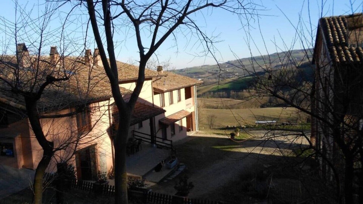 Piozzano Apartment | Piozzano: Apartment/Flat - Piozzanoapartment in Farmhouse