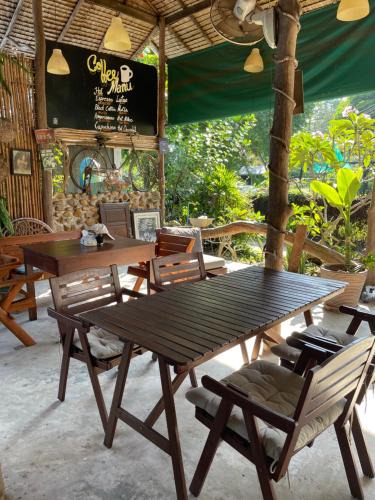 Khong Koi Beach House | Pipin Garden