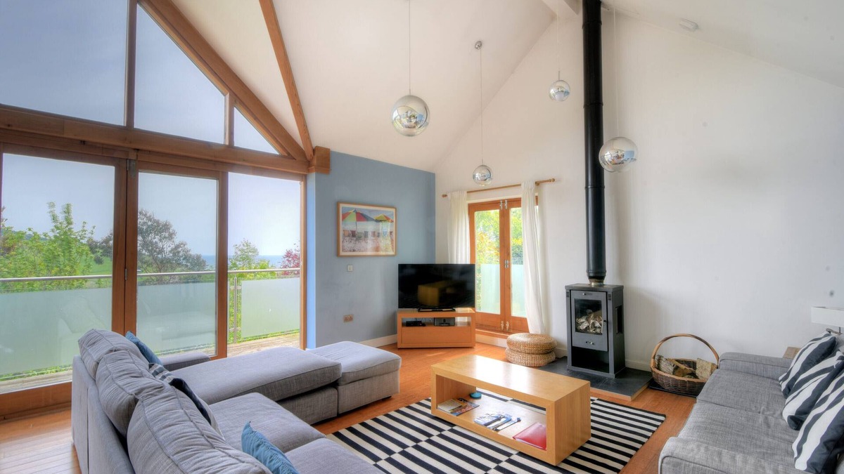 Charmouth House | PIPPIN, family friendly, luxury holiday cottage in Charmouth