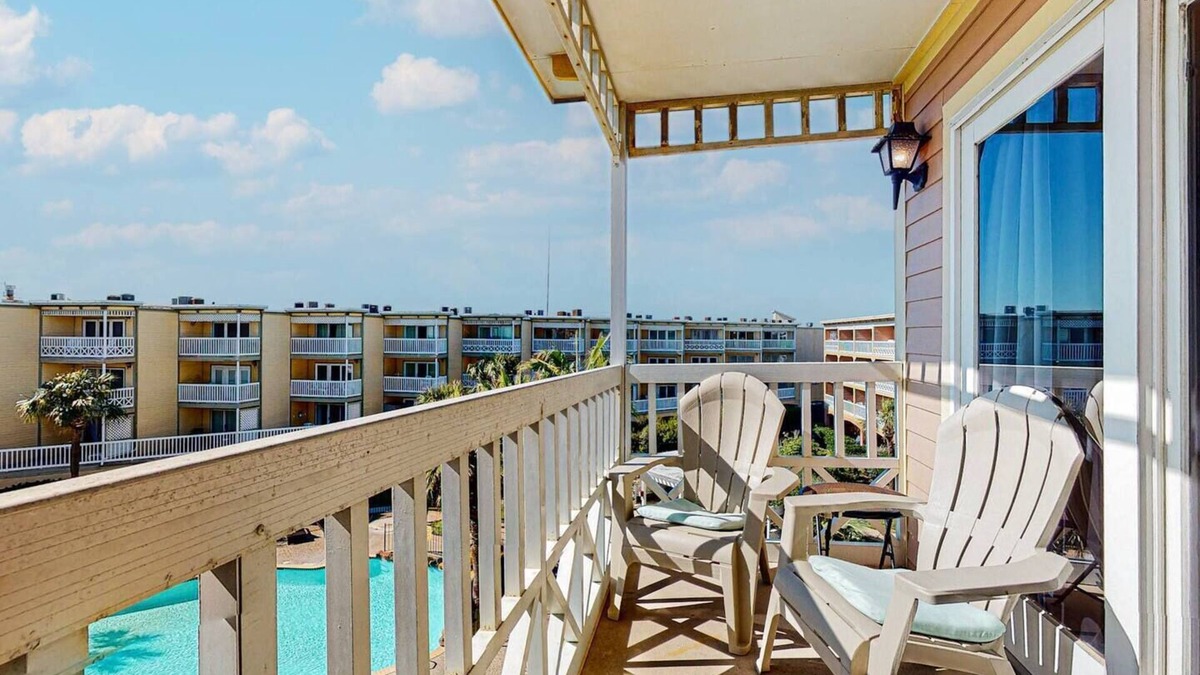 Galveston Condo | Pirates' Compass-Set Your Course for Galveston