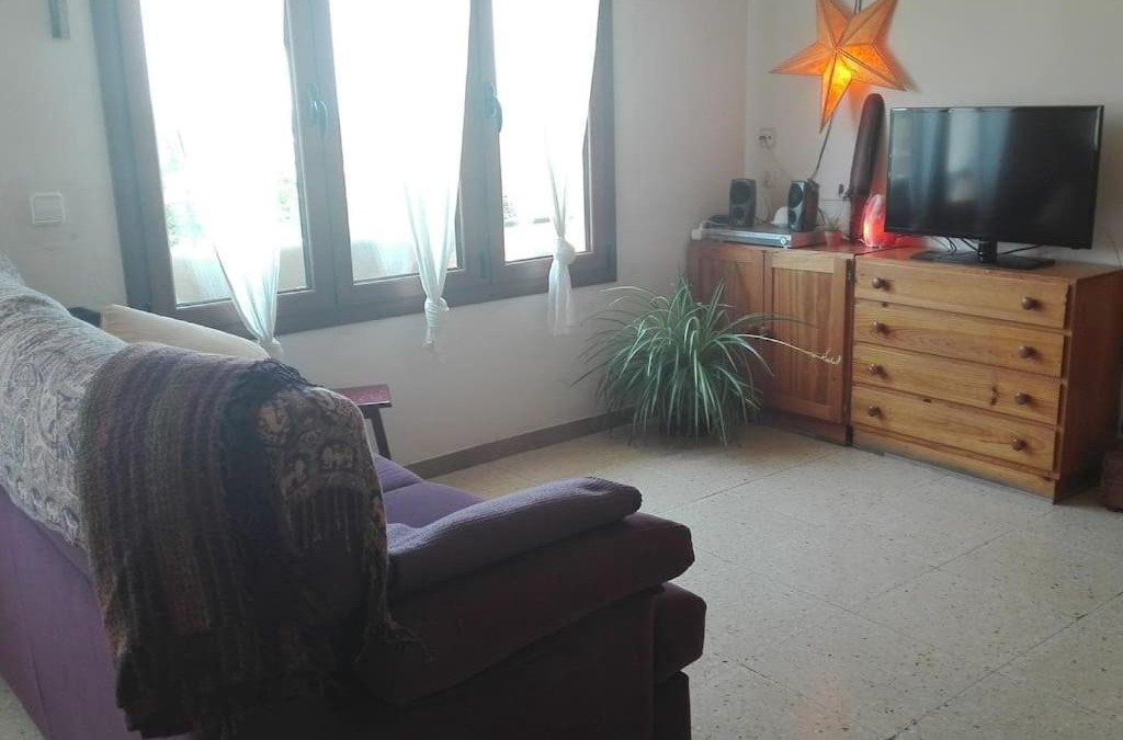 Santa Maria de Corco Apartment | Pis lluminós a L'Esquirol