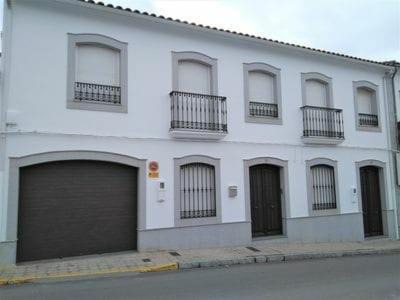 Villanueva de Cordoba Apartment | Piso Calle Pelayo