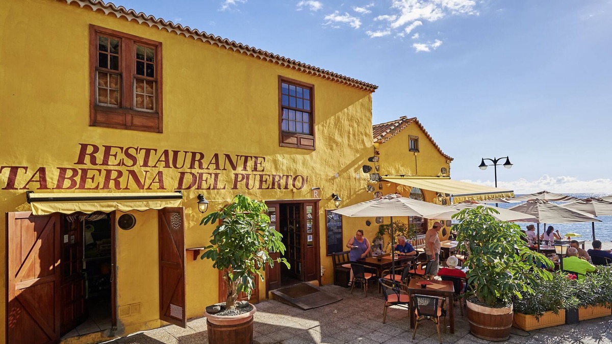 Puerto de Tazacorte Apartment | Piso Taberna apartment right on the beach promenade