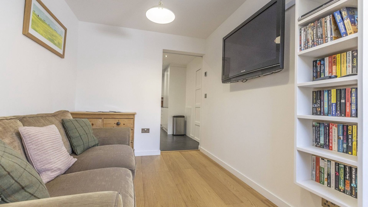 Woodstock Apartment | Pitts Cottage Annexe | Bladon Holiday Let | 1 Bed & Sleeps 2
