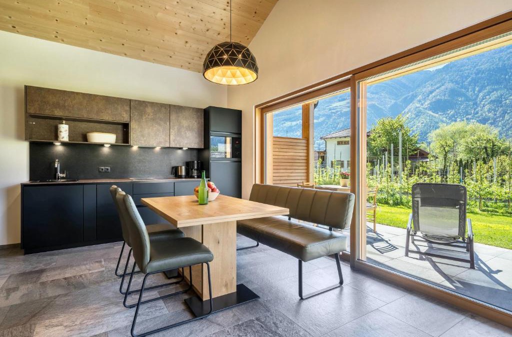 Castelbello-Ciardes Ski Chalet | Pixnerhof Chalet Natyra