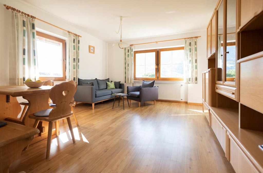 Castelbello-Ciardes Apartment | Pixnerhof - Ferienwohnung Golden