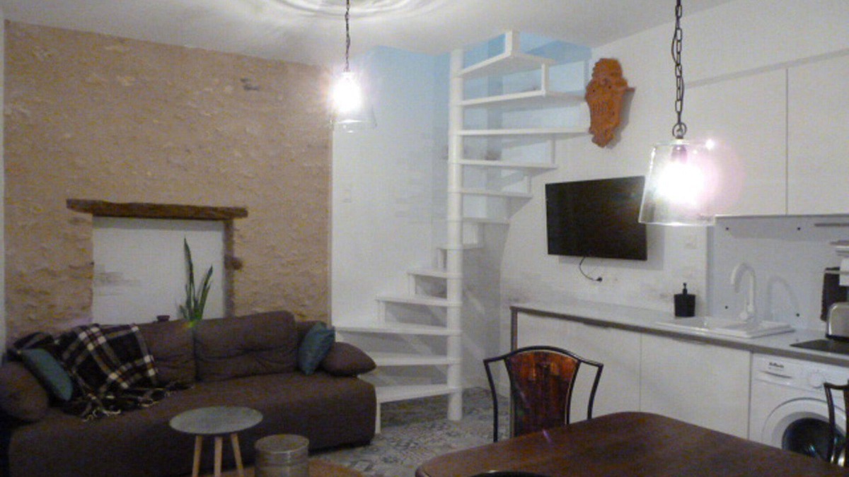 Poitiers House | "PLACE-DIT" Duplex 37m2 AIR-CONDITIONED-PARKING-GARDEN