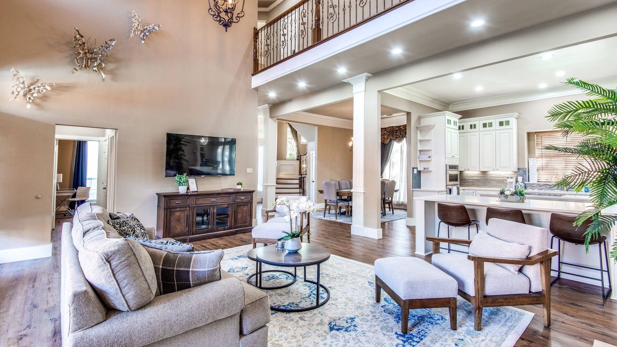 Plano Villa | Plano Luxury with Pool, Theater Room, & Game Room