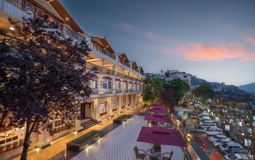 Darjeeling Hotel | Planter's Heritage By Cilantro Collection - A Unit of Jigden Hotel and Resort