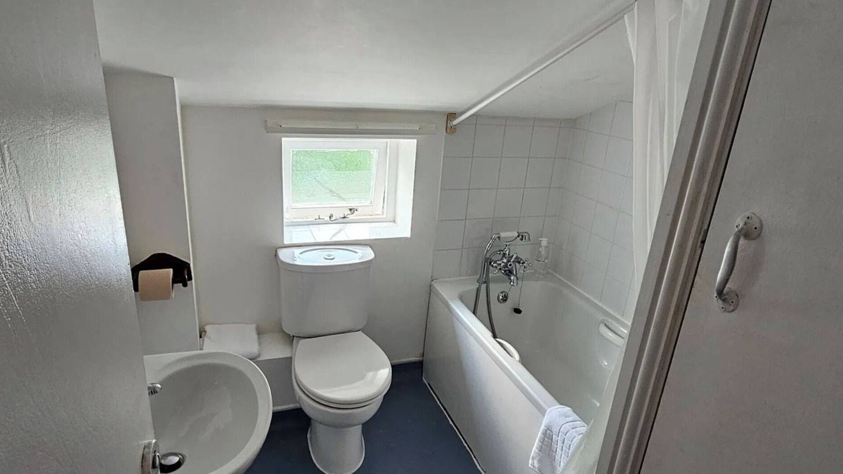 Mynydd Isa Cottage | Plas Bellin Cottages