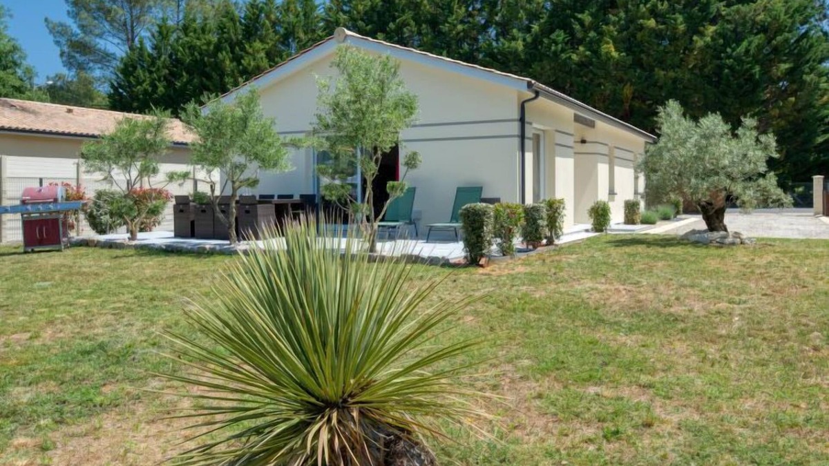 Lesparre-Medoc House | Plassan by Interhome