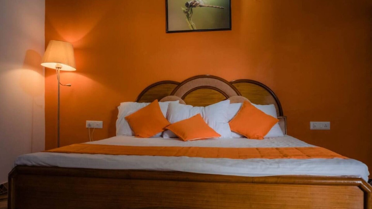 Gurugram Apartment | Platinum Farm house Staynn