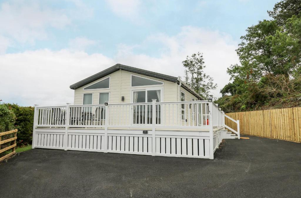 Borth House | Platinum Lodge