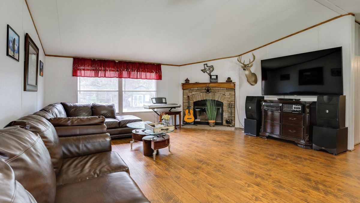 Cleveland House | Play Games, Bike & Unwind: Cleveland Family Home!