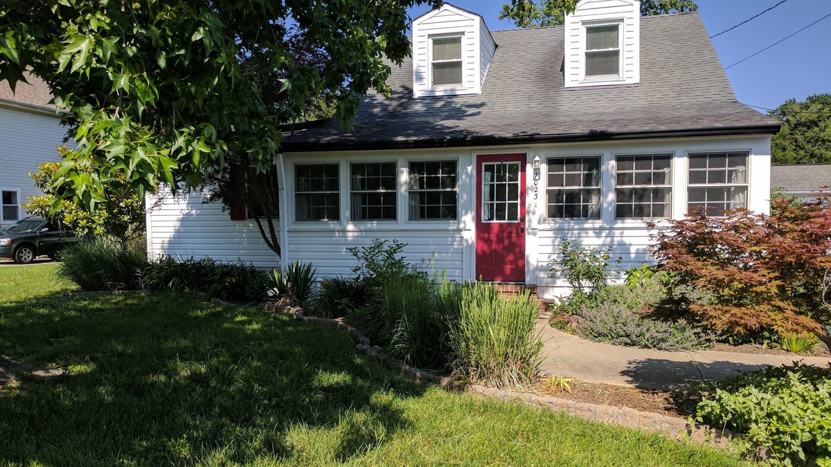 Rose Haven House | Play & relax at the Bungalow! Easily walk to beautiful Herrington Harbour South!