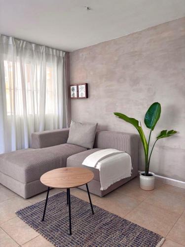 Miramar Beach Apartment | Playa de Miramar - 3 Min Walk to the Beach, Family-Friendly, Near Gandia