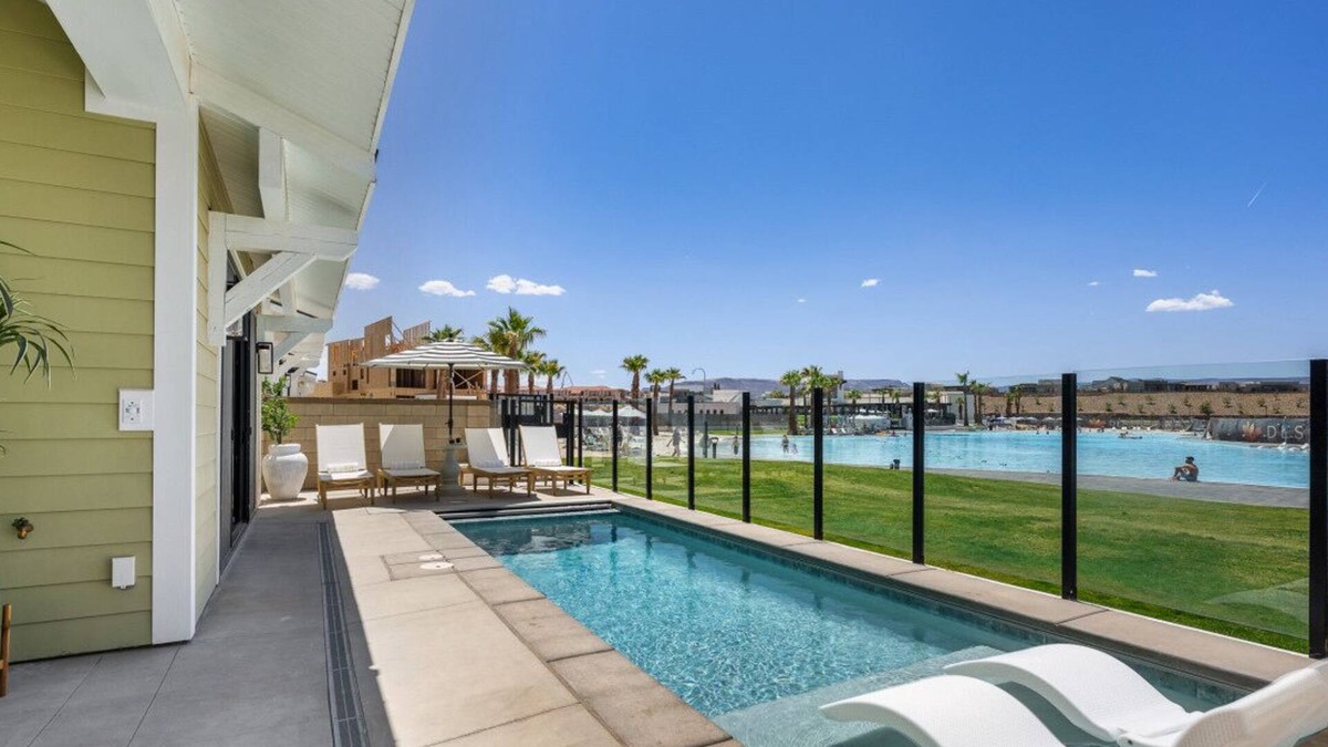 St. George House | Playa Lucaya at Desert Color (by Ember Stays)