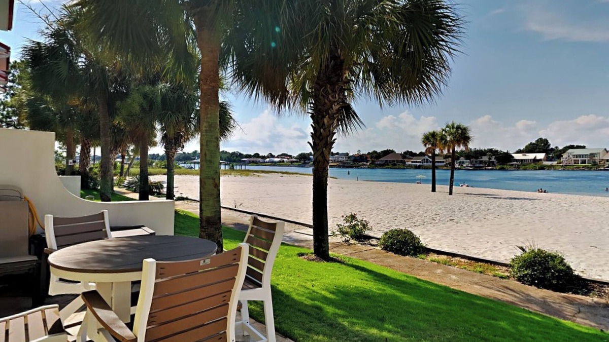 Sunset Pass House | Playa Way | Bayfront Access & Fun On-Site Amenities!