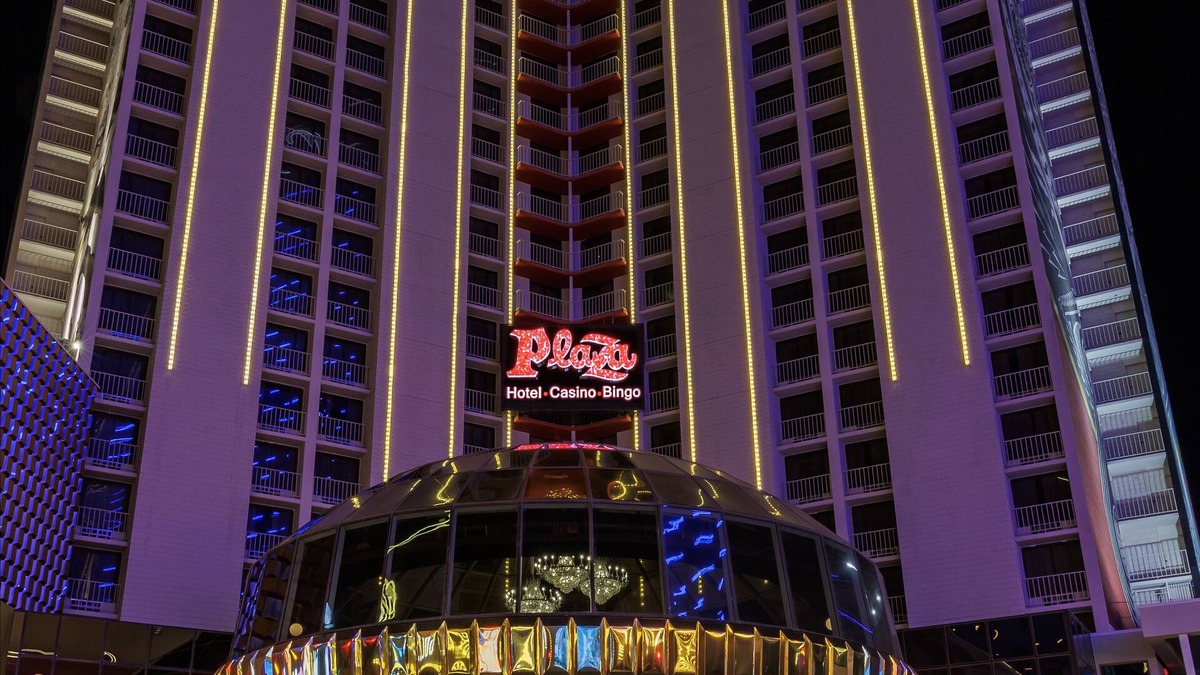 Downtown Las Vegas Hotel | Plaza Hotel & Casino
