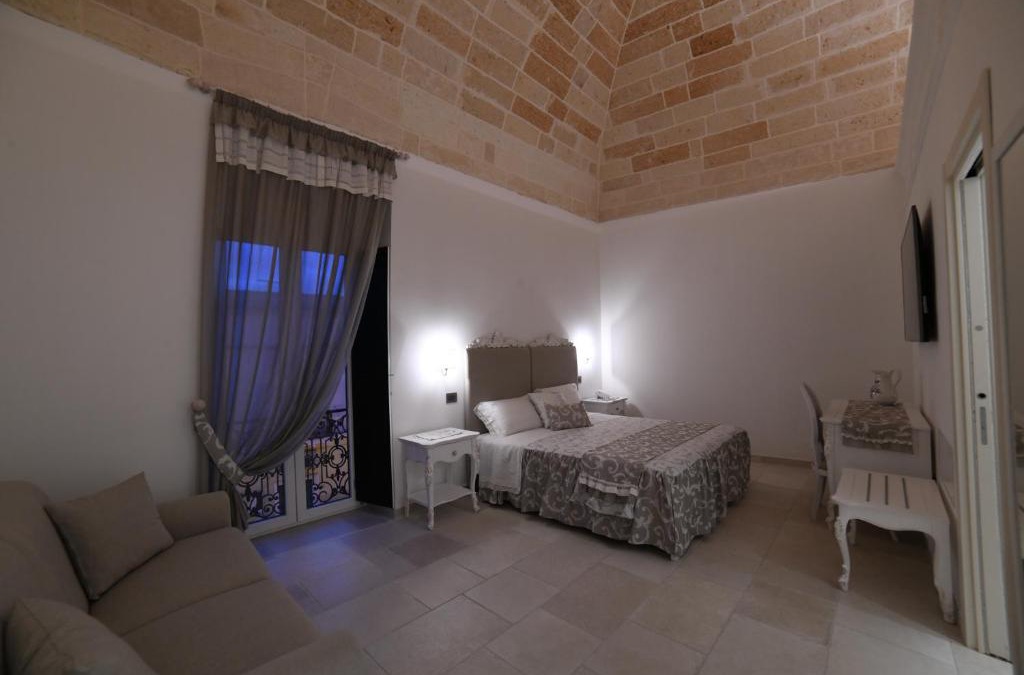 Cellino San Marco Hotel | PLAZACARRISI HOTEL & SPA