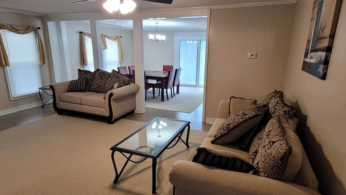 Ludowici House | Pleasant 3-bedroom house with WiFi in Ludowici