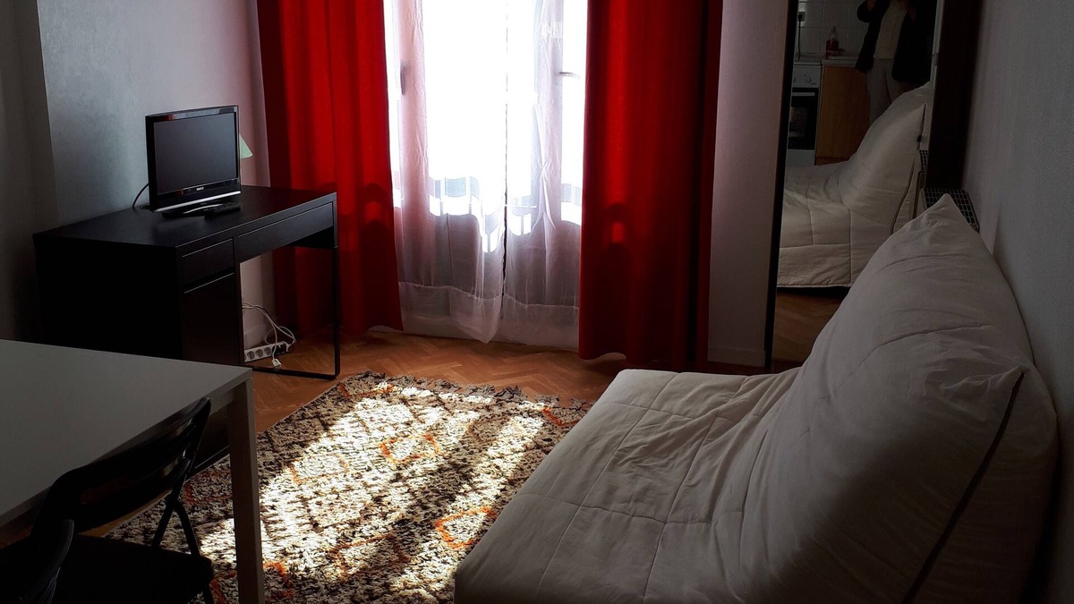 Evreux Apartment | PLEASANT F2 APARTMENT CLOSE TO THE STATION AND THE CITY CENTER