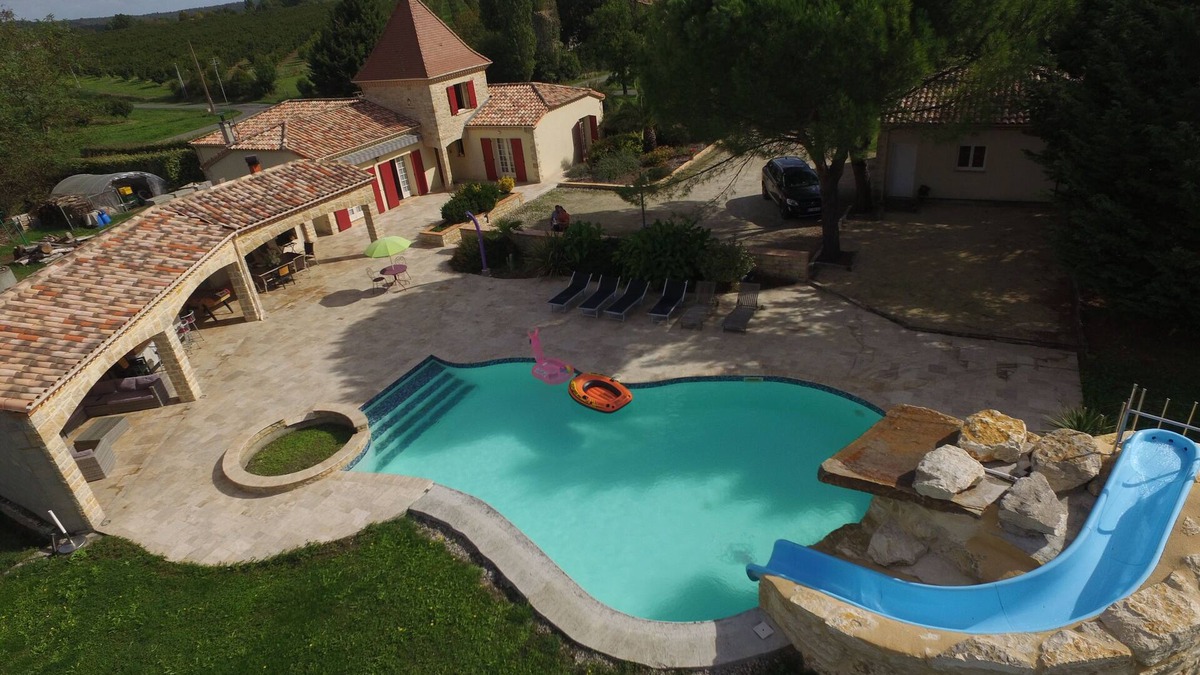 Beaugas House | Pleasant house with swimming pool in the countryside. Golf 6km