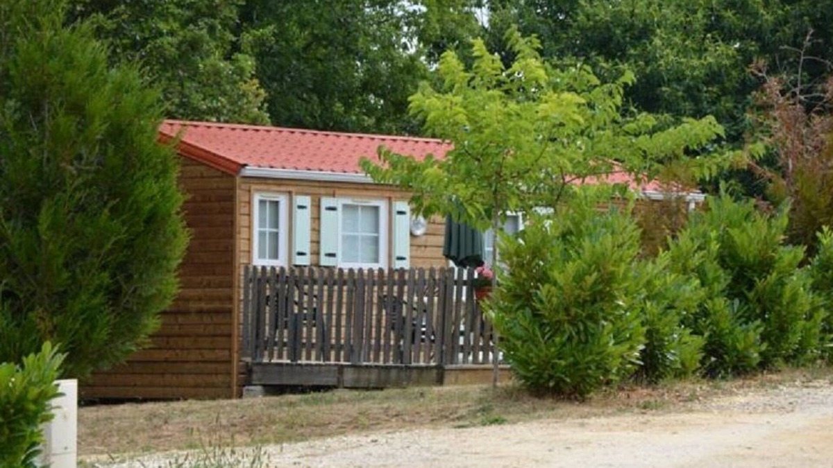 Saint-Andre-dAllas House | Pleasant mobile home on "Le Glandier" estate