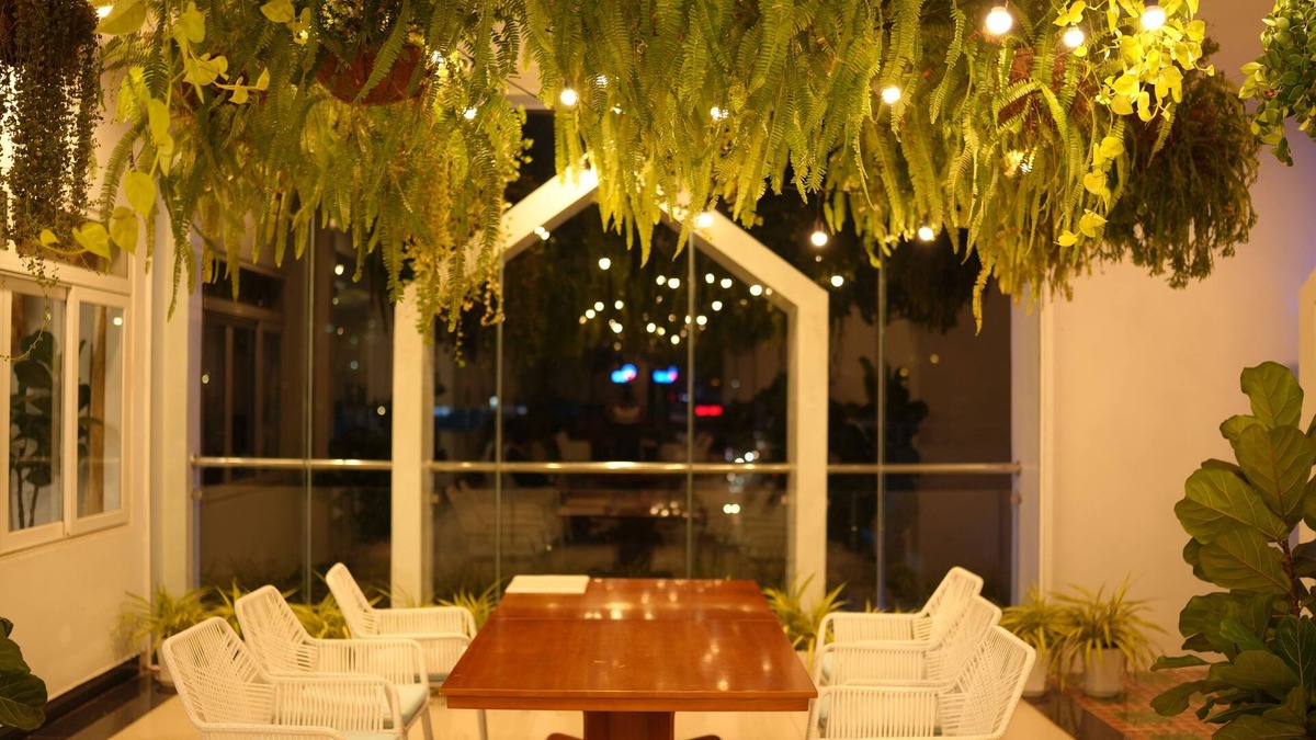 Pleiku House | Pleiku & Em Hotel by Gia Lai Tourist