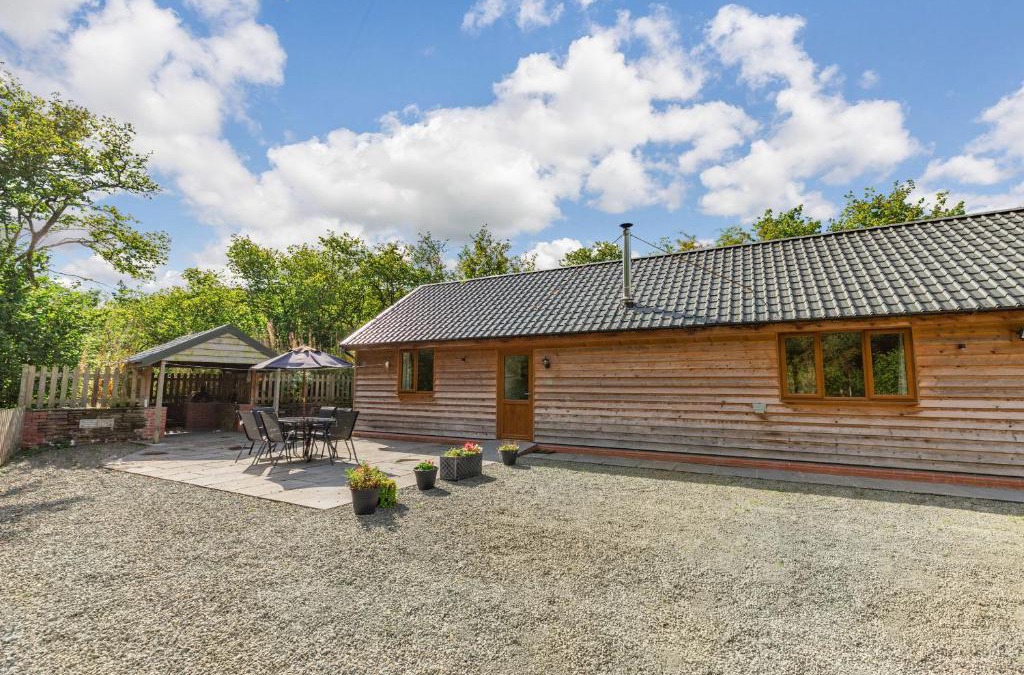 Bleddfa House | Ploony Hill Lodge