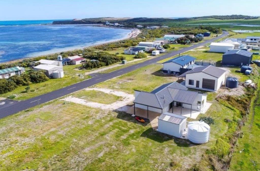 Cape Douglas House | Plovers Rest at Cape Douglas